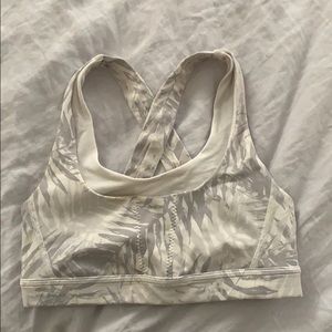 Lululemon Stash N’ Run Bra